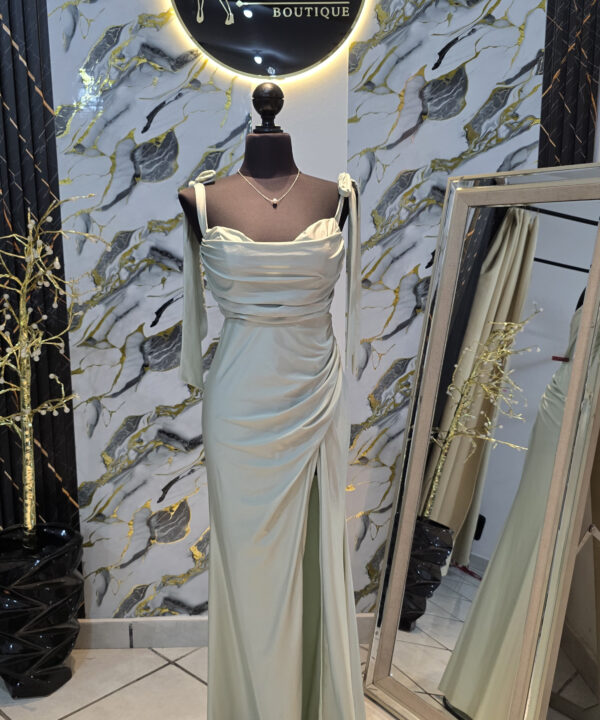 Vestido de noche drapeado